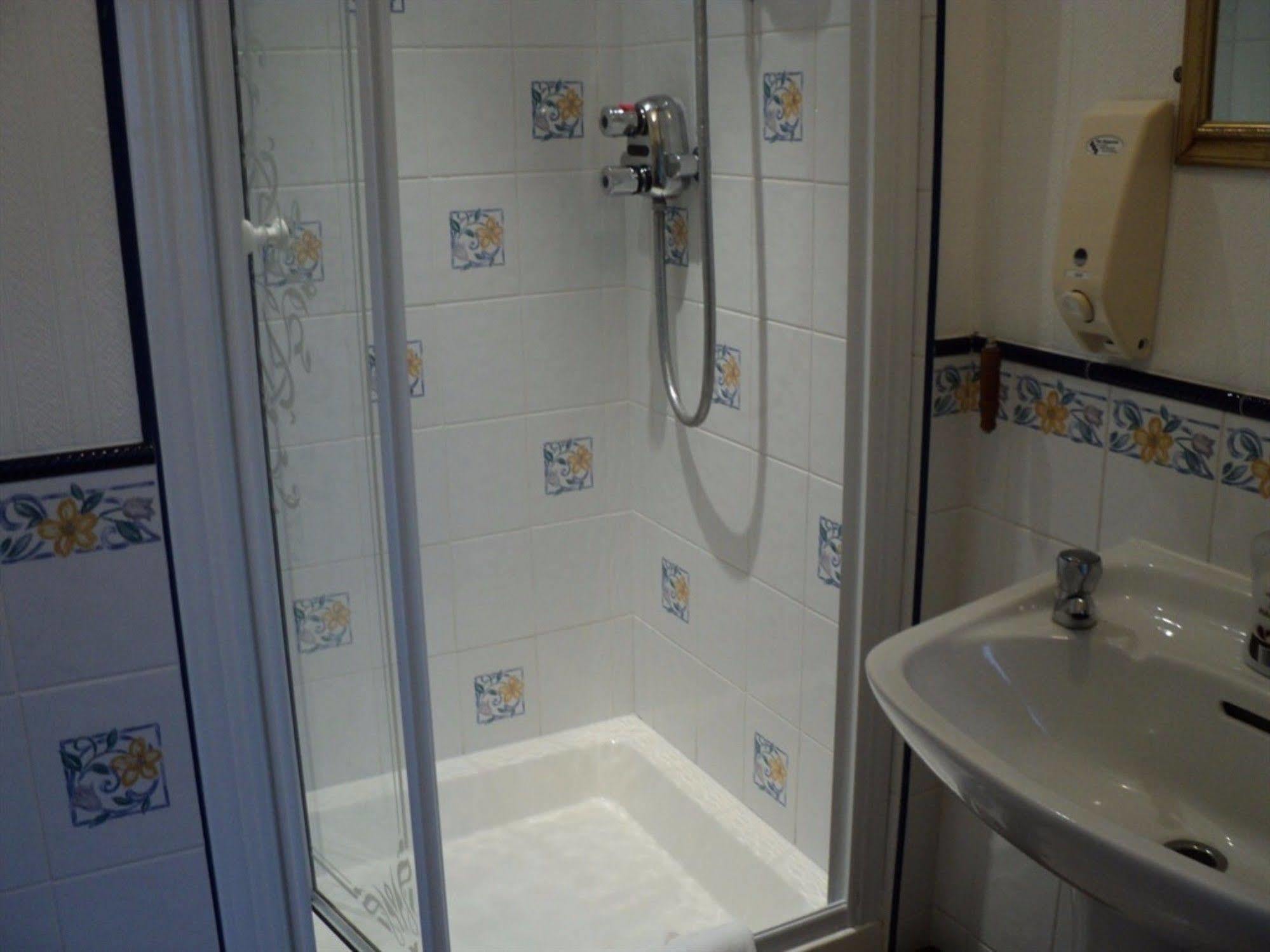 Grove House Guest House Telford Luaran gambar